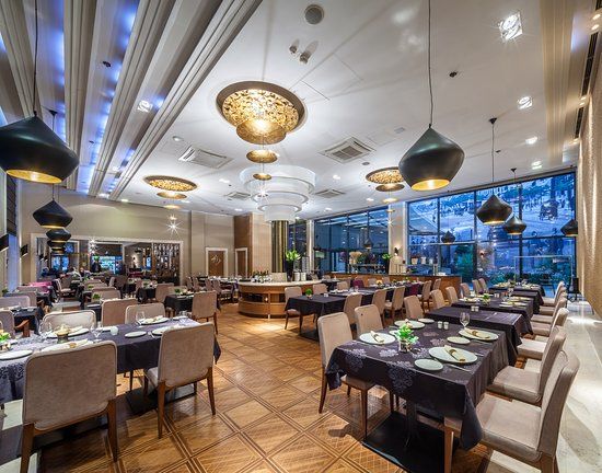 ARAZ Restaurant Budapest